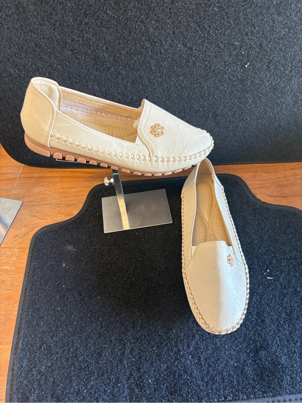 Comfort Slip-On Loafers Cream Beige Driving Moccasins Casual Flats